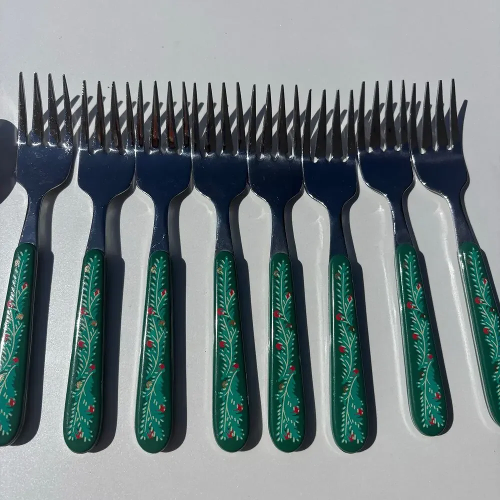 24 piece Green with red leaf design Flatware